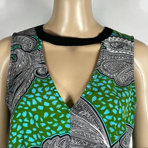 Glam Green, Blue, and Black Patterned Dress - Picture 5 of 12